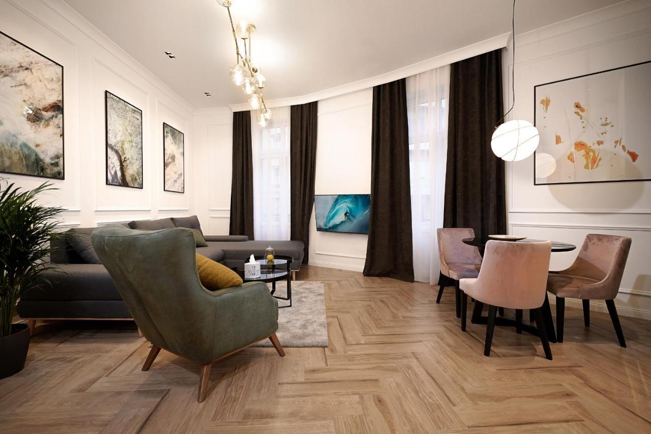 Luxury Apartments Donostia & Iruna Belgrade Extérieur photo