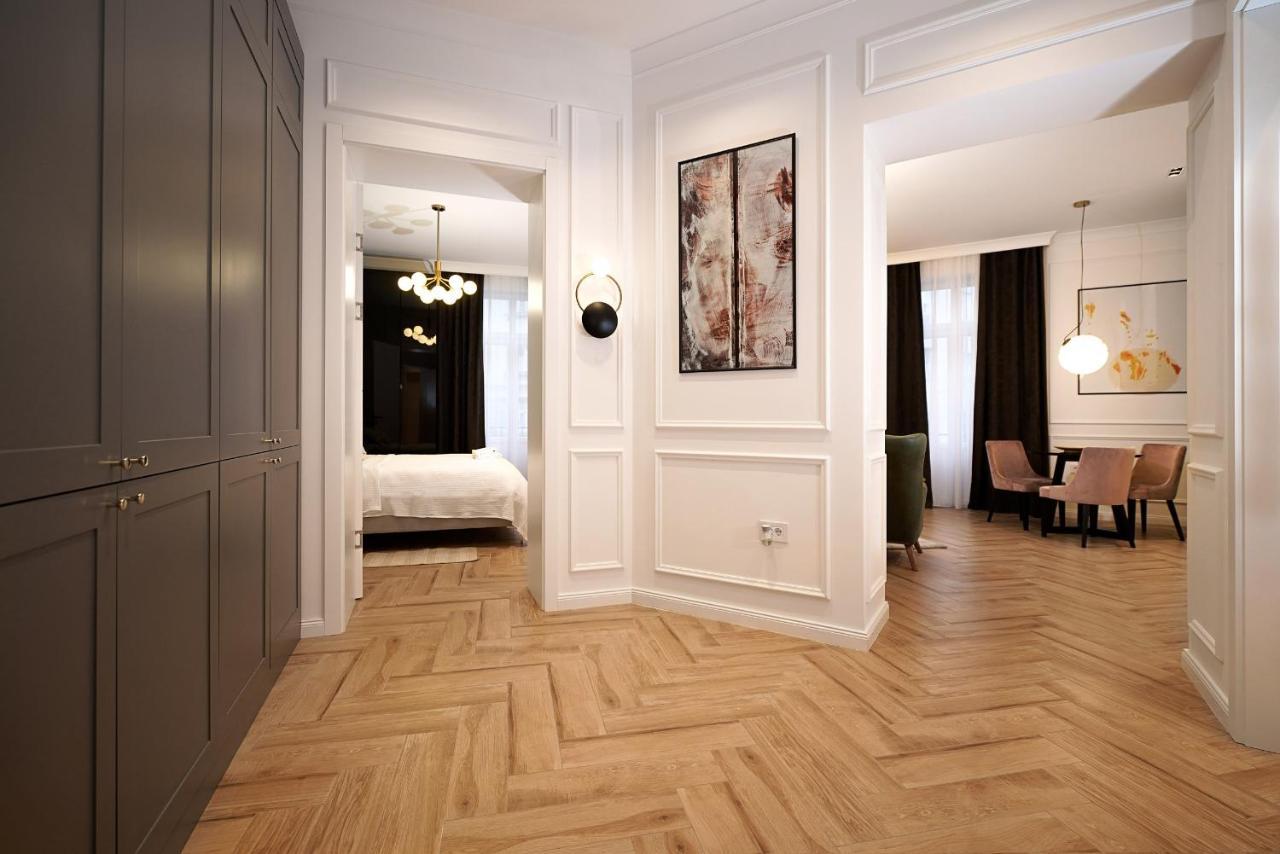 Luxury Apartments Donostia & Iruna Belgrade Extérieur photo